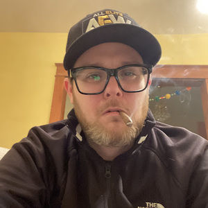 Meet your Posher, Travis